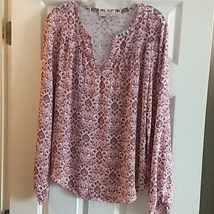 🦋BEAUTIFUL LOFT Print Mixed Media Top